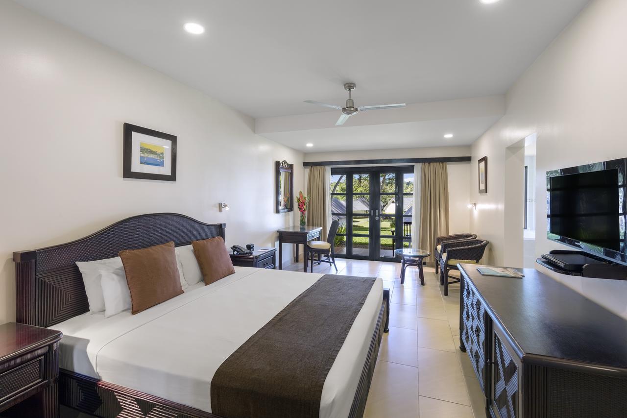 Warwick Le Lagon Resort & Spa, Vanuatu Port Vila Exterior photo